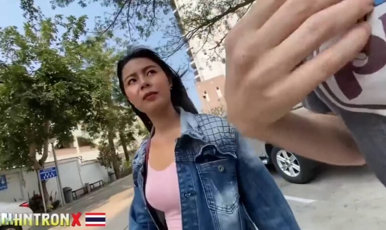 หนังโป๊ไทย JohntronX – A น้องเอสาวไทยกะหรี่เมืองกรุงของโคตรดี หน้าตาสวยมาก ไม่รู้ทำไมถึงขายหีให้ฝรั่งถ่ายคลิปโป๊ xxx โดนเย็ดสดแตกในอย่างแจ่ม